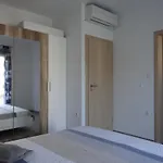 Nana 아파트