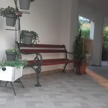 Nana Supetarska Draga