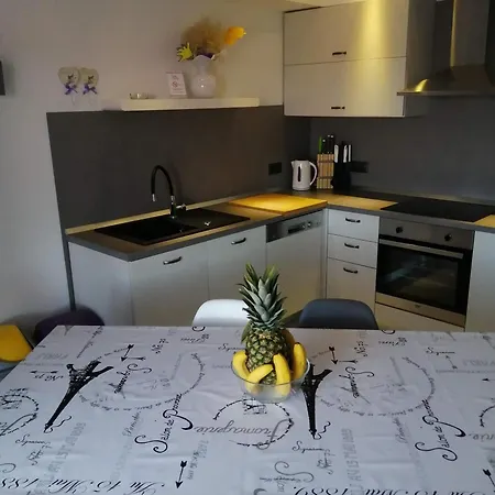 Apartment Nana *