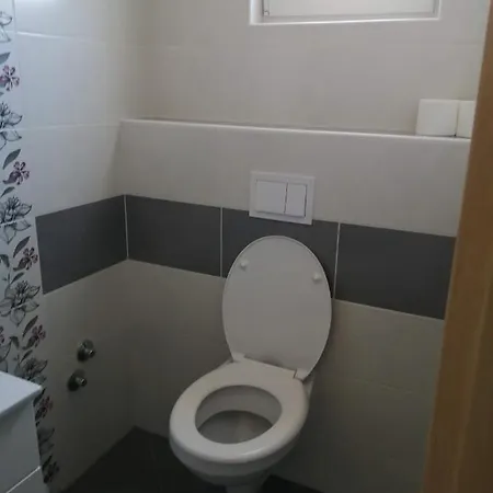 Nana Apartment *