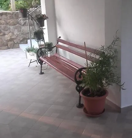 Nana Apartment