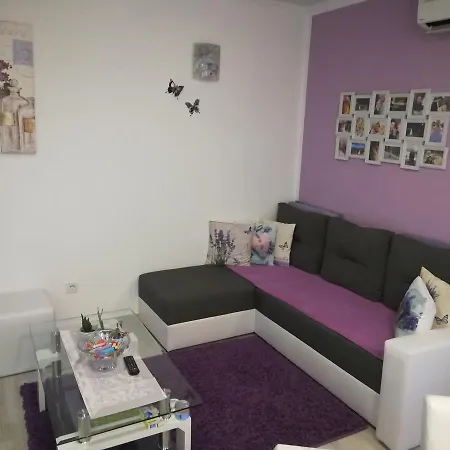 Nana Apartment *